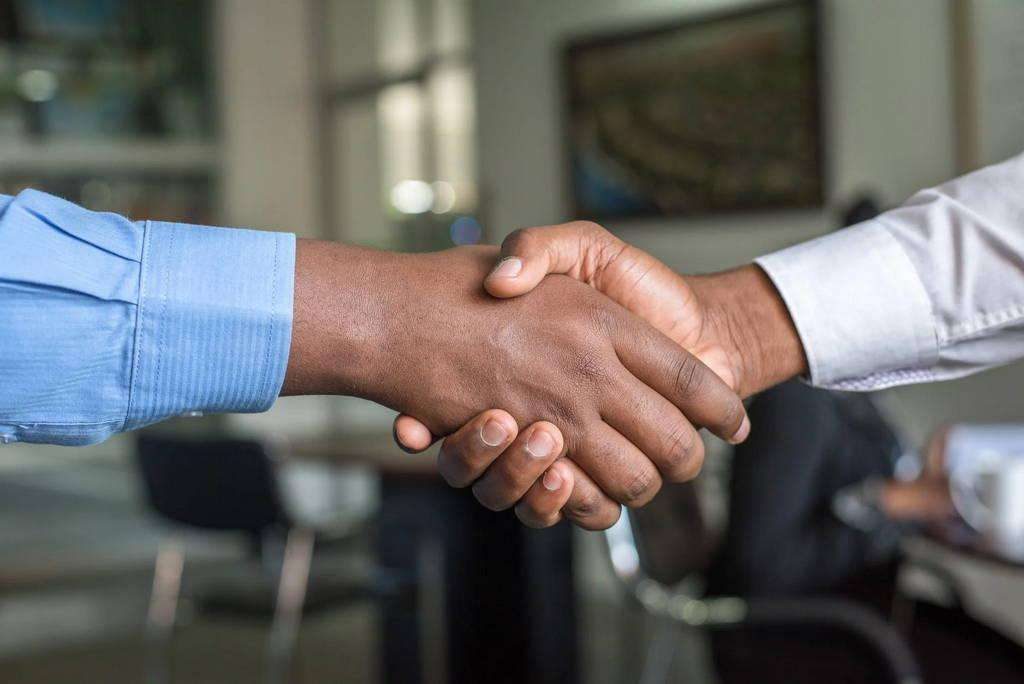 9 Amazon Sourcing Negotiation Tips for Working with Alibaba Suppliers
