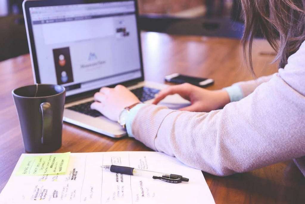 How to Launch A New Product on Amazon (2026) - Strategy & Checklist