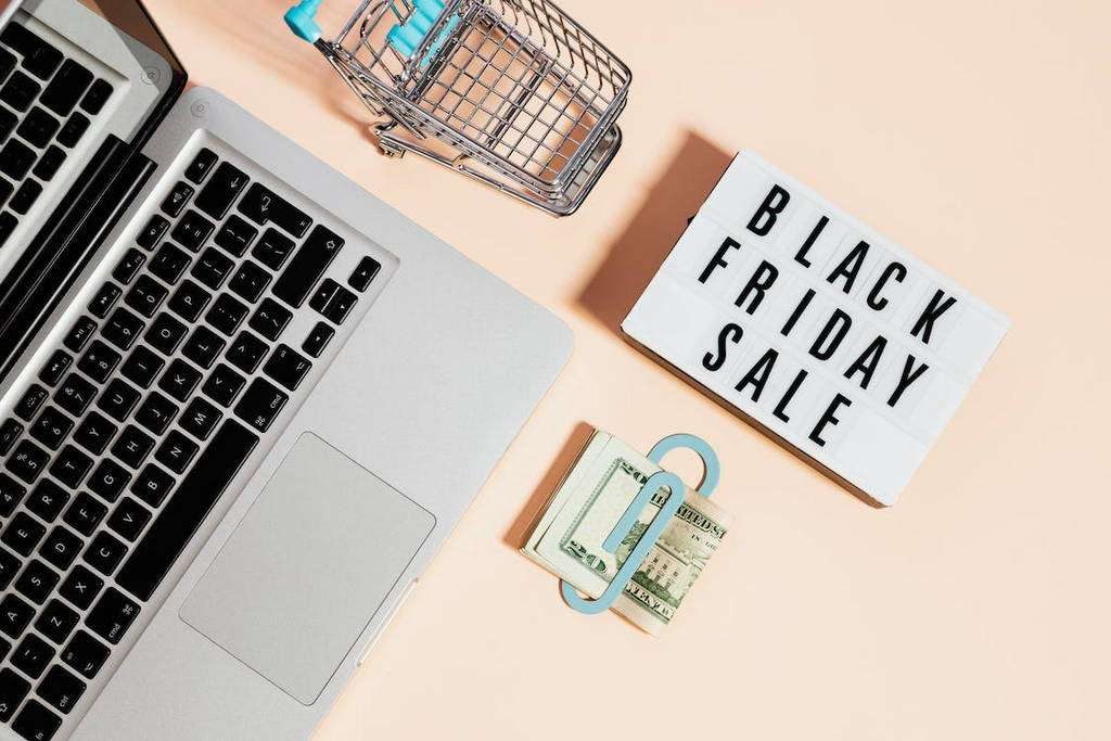 Amazon FBA Q4 - Tips, Strategies, Marketing & Products to Sell